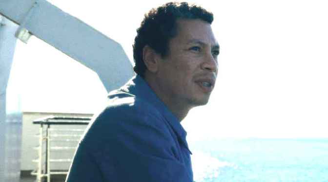 Πέρα από τη θάλασσα